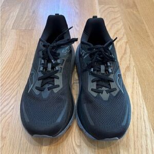 SAUCONY | NEW MENS HURRICANE 24 RUNNING SHOES